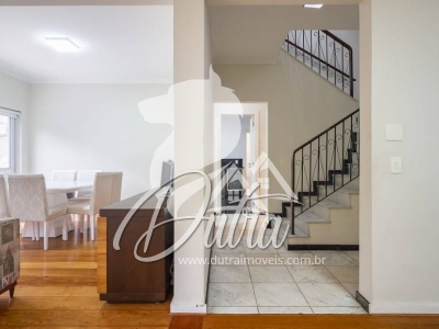 Sobrado Sumaré 262m² 03 Dormitórios 03 Suítes 5 Vagas