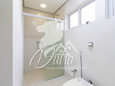 Sobrado Sumaré 262m² 03 Dormitórios 03 Suítes 5 Vagas