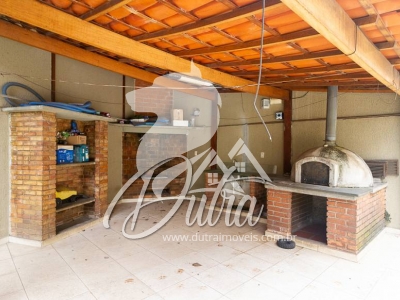 Sobrado Sumaré 262m² 03 Dormitórios 03 Suítes 5 Vagas