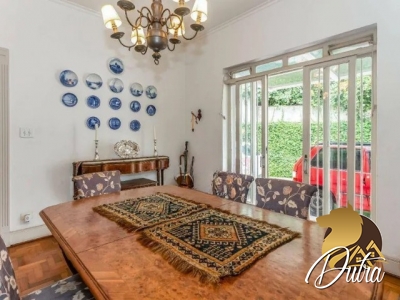 Padrão Jardim Europa 176m² 02 Dormitórios 02 Suítes 3 Vagas