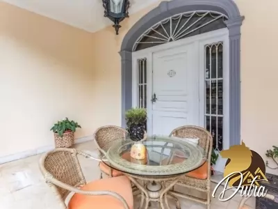 Padrão Jardim Europa 176m² 02 Dormitórios 02 Suítes 3 Vagas