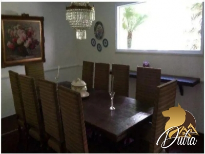 Padrão Jardim Guedala 600m² 05 Dormitórios 04 Suítes 14 Vagas