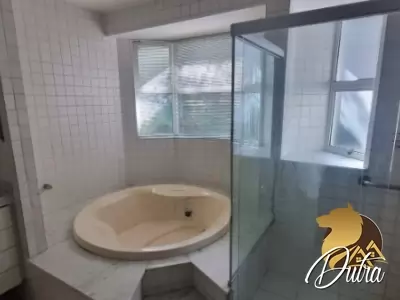 Padrão Fazenda Morumbi 400m² 03 Dormitórios 03 Suítes 6 Vagas