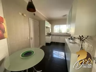 Casa de Condomínio Alto da Boa Vista 350m² 05 Dormitórios 05 Suítes 3 Vagas