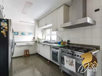 Loefgreen Vila Mariana 270m² 04 Dormitórios 02 Suítes 4 Vagas