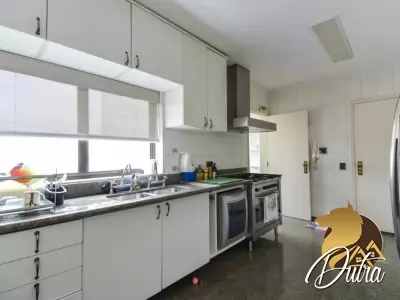 Loefgreen Vila Mariana 270m² 04 Dormitórios 02 Suítes 4 Vagas