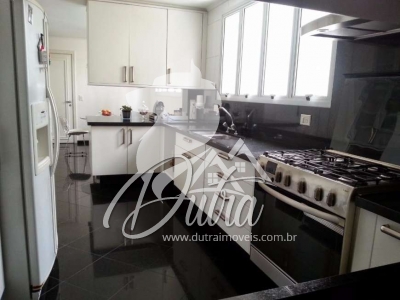 Maison Charlotte Vila Nova Conceição 360m² 04 Dormitórios 04 Suítes 5 Vagas