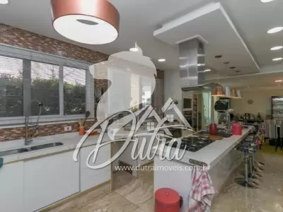 Residencial Bellagio Brooklin Paulista 450m² 05 Dormitórios 05 Suítes 5 Vagas