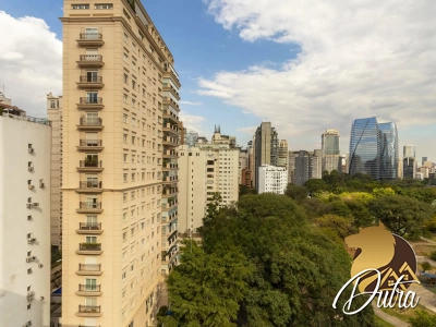 Arlene e Luciene Itaim Bibi 325m² 03 Dormitórios 03 Suítes 4 Vagas