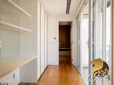 Edifício Celebration Itaim Vila Olímpia 275m² 04 Dormitórios 04 Suítes 5 Vagas