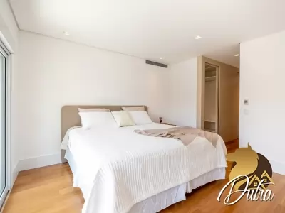 Edifício Celebration Itaim Vila Olímpia 275m² 04 Dormitórios 04 Suítes 5 Vagas