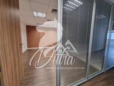 Conjunto Comercial/Sala Vila Olímpia 384m² 7 Vagas