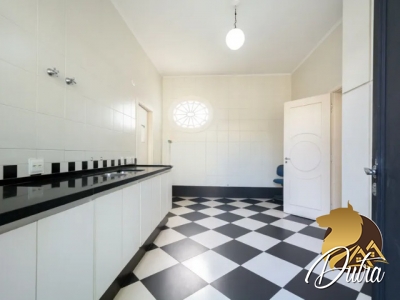Padrão Jardim Europa 600m² 05 Dormitórios 05 Suítes 6 Vagas