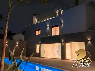 Padrão Jardim Europa 746m² 04 Dormitórios 04 Suítes 7 Vagas
