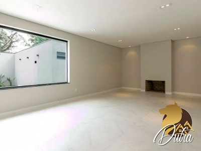 Padrão Jardim Europa 746m² 04 Dormitórios 04 Suítes 7 Vagas