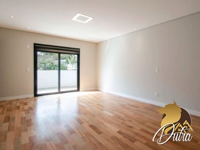 Padrão Jardim Europa 746m² 04 Dormitórios 04 Suítes 7 Vagas