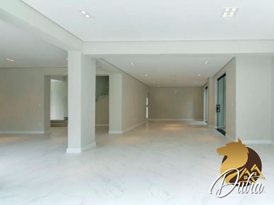Padrão Jardim Europa 746m² 04 Dormitórios 04 Suítes 7 Vagas