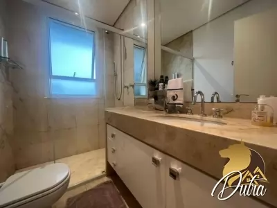 Edifício Claridge Moema 448m² 04 Dormitórios 04 Suítes 8 Vagas