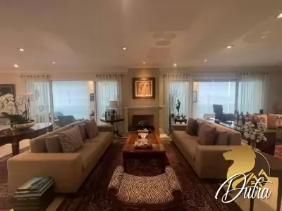 Edifício Claridge Moema 448m² 04 Dormitórios 04 Suítes 8 Vagas