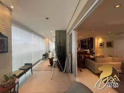 Edifício Claridge Moema 448m² 04 Dormitórios 04 Suítes 8 Vagas