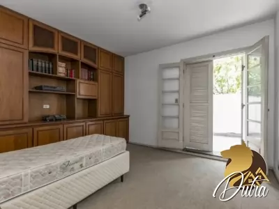 Casa de Vila Vila Madalena 343m² 04 Dormitórios 02 Suítes 6 Vagas
