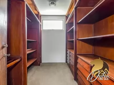 Casa de Vila Vila Madalena 343m² 04 Dormitórios 02 Suítes 6 Vagas