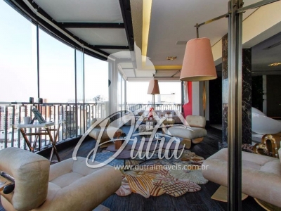 Ritz Vila Nova Cobertura Triplex 565 m² 4 Suítes 5 Vagas