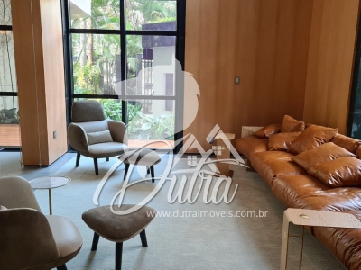 Tom Arthur Vila Uberabinha 640m² 4 suítes 4 vagas 1 depósito