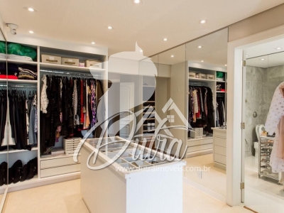 Tom Arthur Vila Uberabinha 640m² 4 suítes 4 vagas 1 depósito
