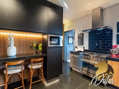 Authentique Campo Belo Campo Belo 335m² 03 Dormitórios 03 Suítes 5 Vagas