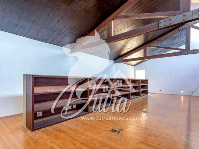 Casa na vila nova conceição Vila Nova Conceição 550m² 04 Dormitórios 04 Suítes 2 Vagas