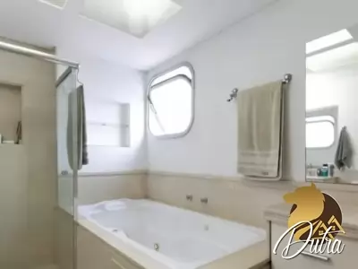 Castel Gandolfo Moema 228m² 04 Dormitórios 03 Suítes 4 Vagas