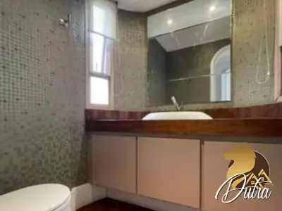 EDIFÍCIO ROSANA Itaim Bibi 198m² 04 Dormitórios 01 Suítes 2 Vagas