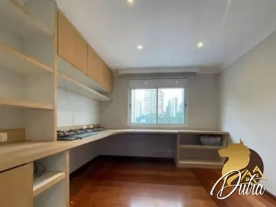 EDIFÍCIO ROSANA Itaim Bibi 198m² 04 Dormitórios 01 Suítes 2 Vagas