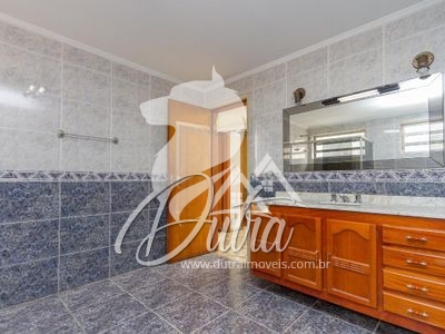 Padrão Campo Belo 380m² 04 Dormitórios 01 Suítes 5 Vagas