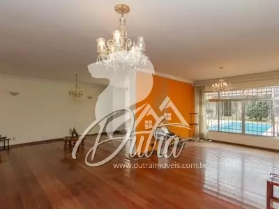 Padrão Campo Belo 380m² 04 Dormitórios 01 Suítes 5 Vagas