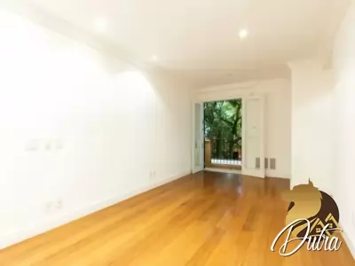 Padrão Jardim Paulista 880m² 04 Dormitórios 04 Suítes 4 Vagas