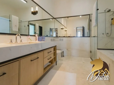 Padrão Jardim Paulista 431m² 05 Dormitórios 05 Suítes 3 Vagas