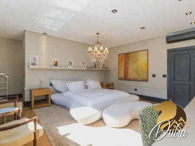 Padrão Jardim Paulista 431m² 05 Dormitórios 05 Suítes 3 Vagas