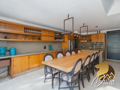 Padrão Jardim Paulista 431m² 05 Dormitórios 05 Suítes 3 Vagas