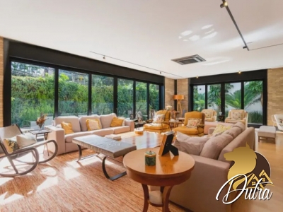Padrão Jardim Paulista 431m² 05 Dormitórios 05 Suítes 3 Vagas