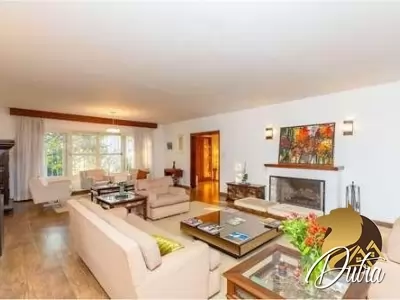 Padrão Jardim Marajoara 371m² 05 Dormitórios 02 Suítes 2 Vagas