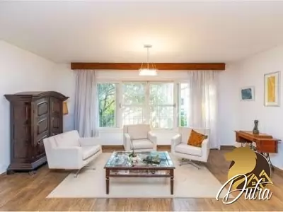 Padrão Jardim Marajoara 371m² 05 Dormitórios 02 Suítes 2 Vagas