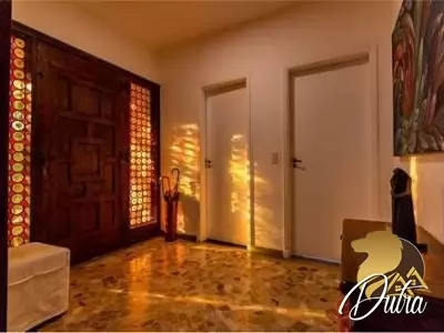 Padrão Jardim Marajoara 371m² 05 Dormitórios 02 Suítes 2 Vagas