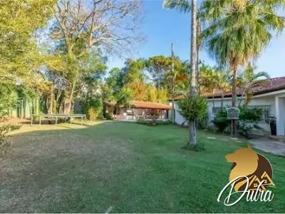 Padrão Jardim Marajoara 371m² 05 Dormitórios 02 Suítes 2 Vagas