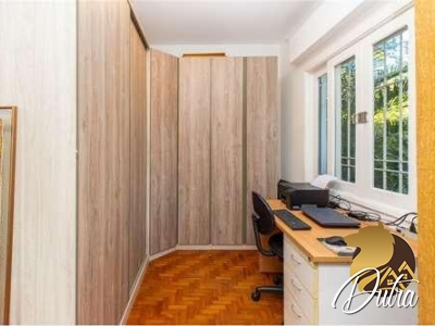 Padrão Jardim Marajoara 371m² 05 Dormitórios 02 Suítes 2 Vagas