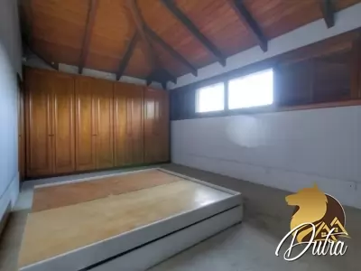 Padrão Jardim Leonor 593m² 04 Dormitórios 03 Suítes 5 Vagas