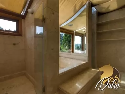 Padrão Jardim Leonor 593m² 04 Dormitórios 03 Suítes 5 Vagas