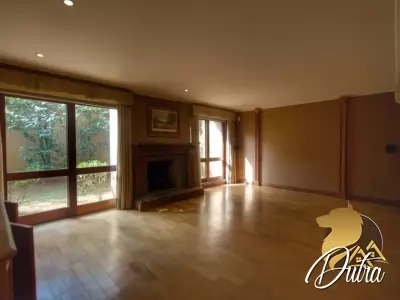 Padrão Jardim Leonor 593m² 04 Dormitórios 03 Suítes 5 Vagas