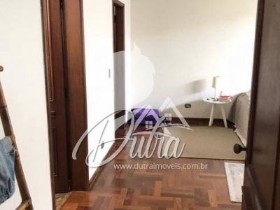 Padrão Jardim Luzitânia 458m² 05 Dormitórios 04 Suítes 3 Vagas